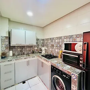 Apartment With Ac And A Private Terrace Climatise Avec Jolie Terrasse Privee, Marrakesh